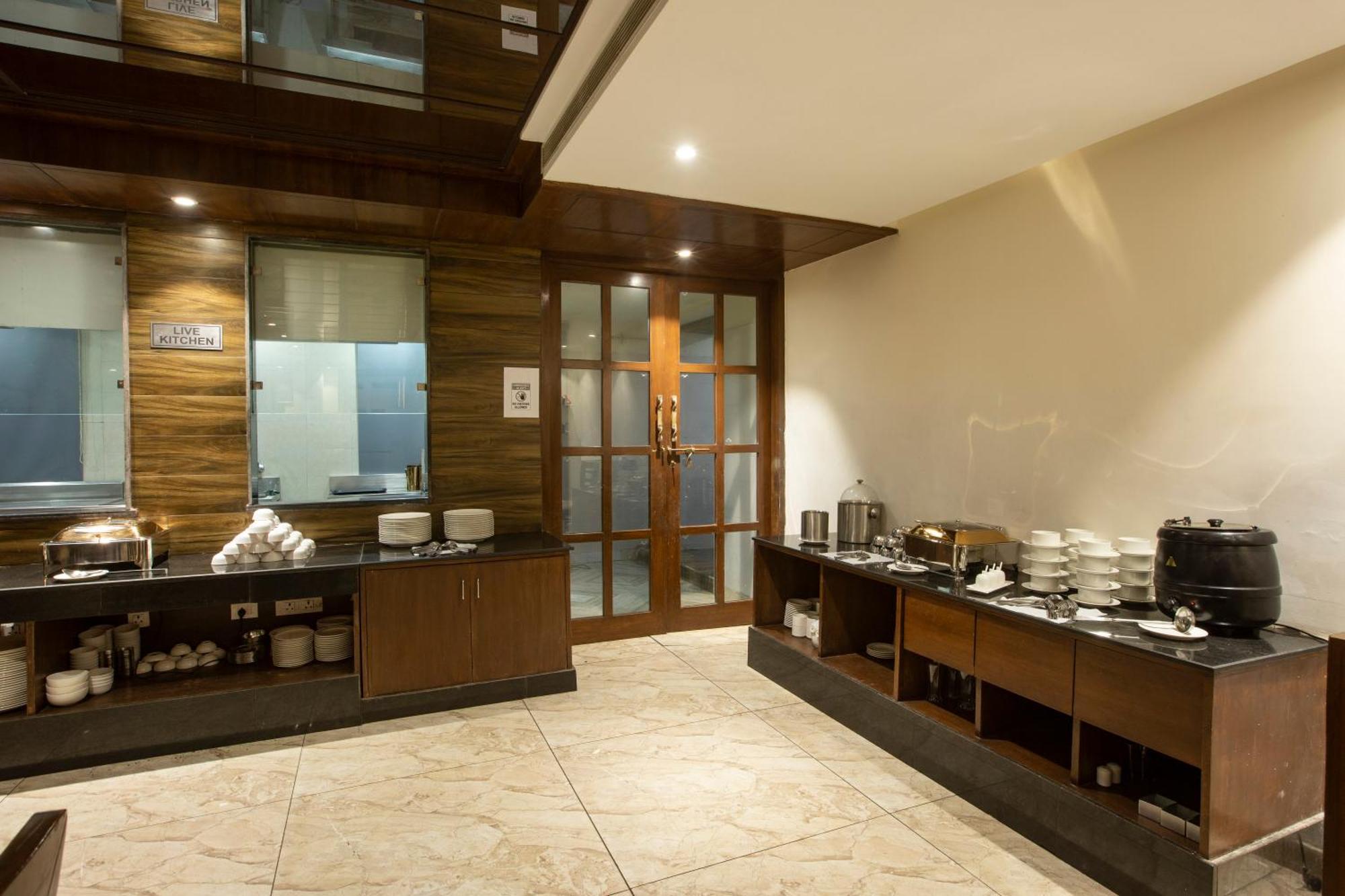 Inde Reva Resort Rishikesh Rishīkesh Buitenkant foto