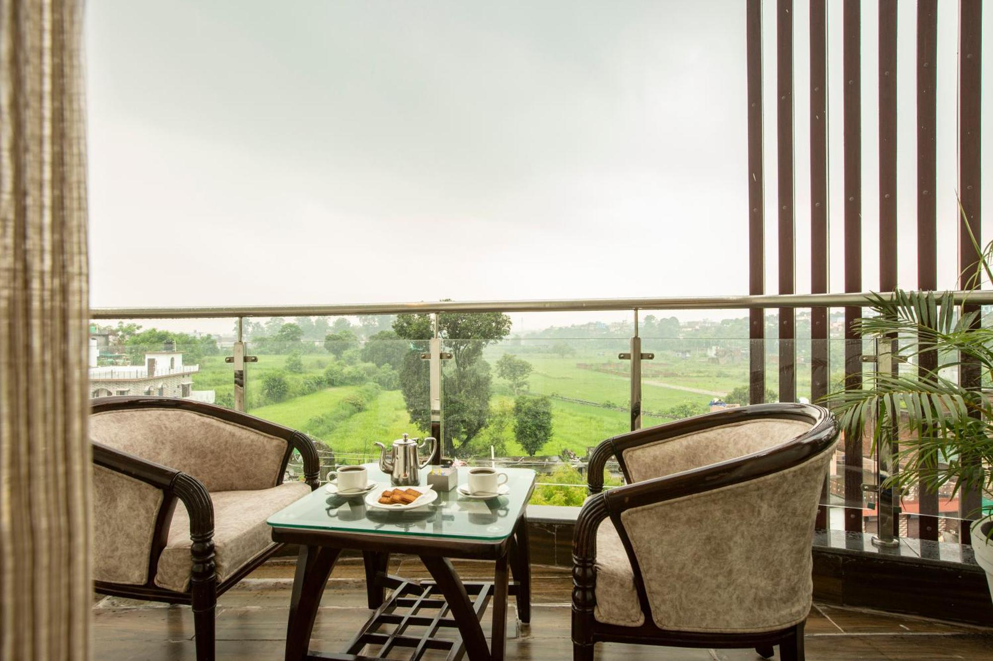 Inde Reva Resort Rishikesh Rishīkesh Buitenkant foto